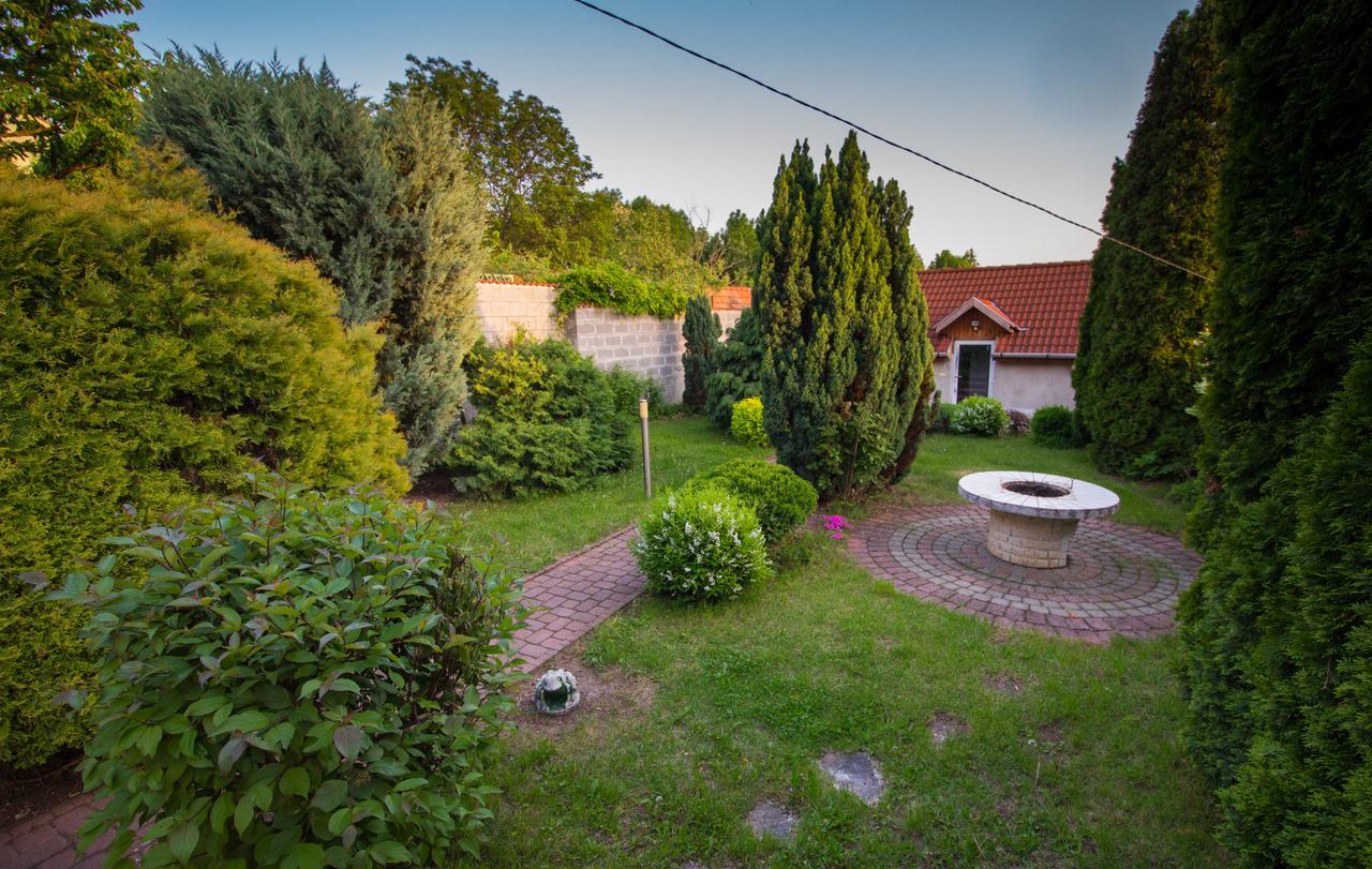 Boros Vendeghaz Eger Villa Exterior photo
